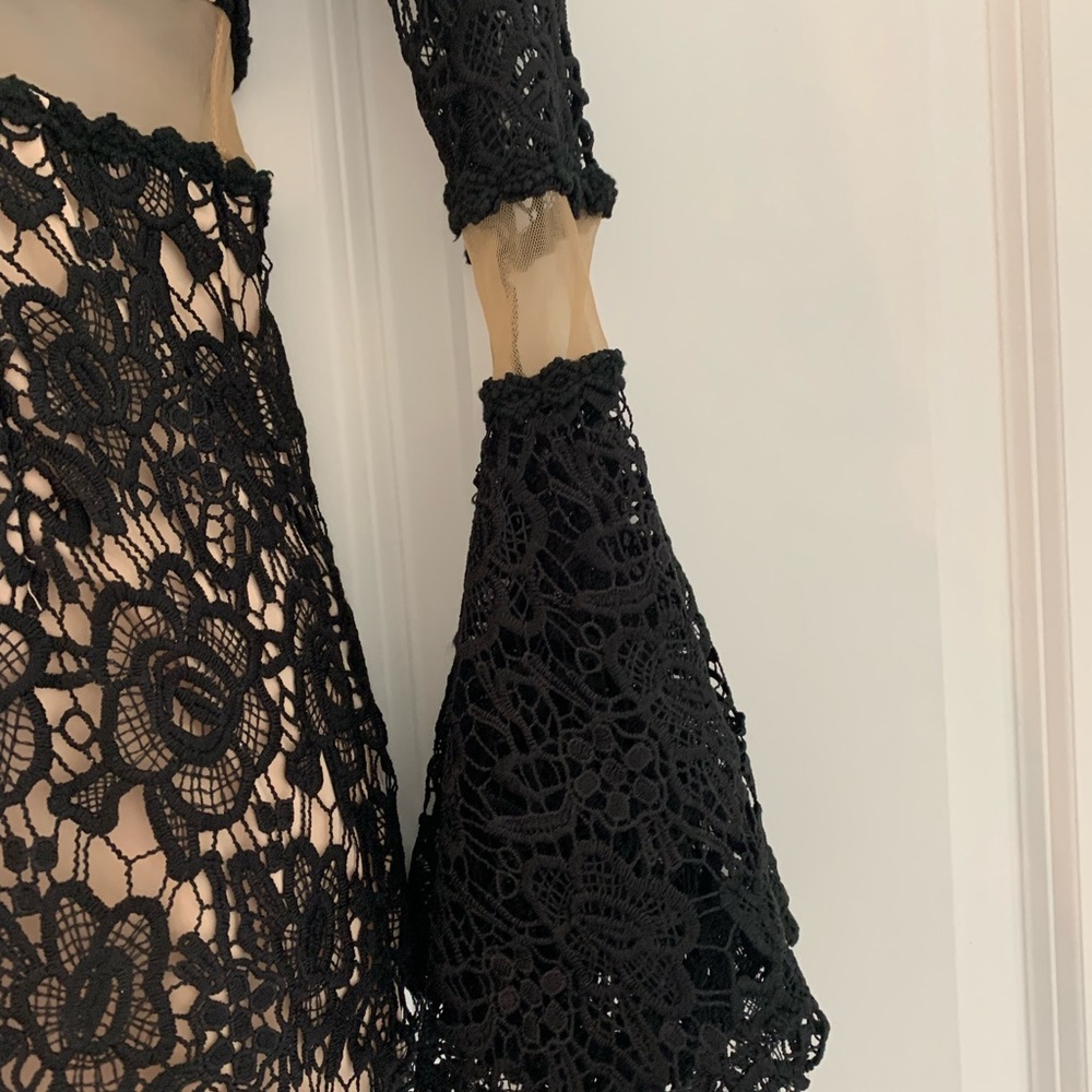 Dress - Picture 3 of 6